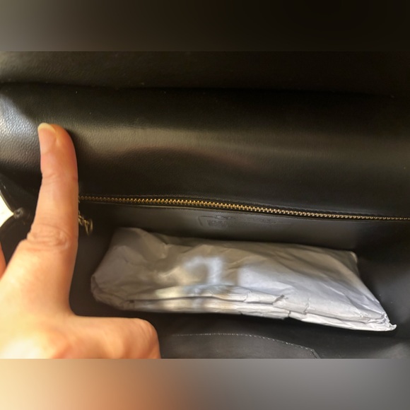 Coach Willis - 5785 (Black) - NWOT - Picture 13 of 17